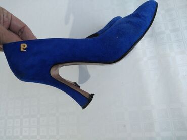 svetlo plava haljina i cipele: Salonke, 37