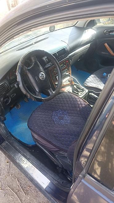 Volkswagen: Volkswagen Passat: 1998 г., 3 л, Механика, Бензин, Седан — 2