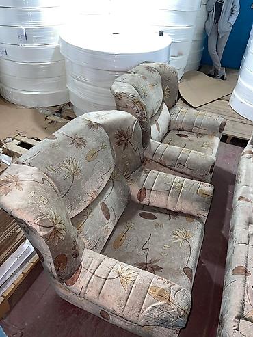 Угловые диваны: СРОЧНО! ПРОДАЮ ДИВАН, в хорошем состоянии, в комплекте 2 кресла, на — 9