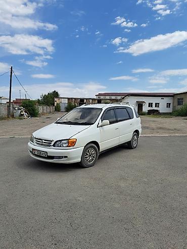 Toyota: Toyota Ipsum: 2001 г., 2 л, Автомат, Бензин, Минивэн — 2
