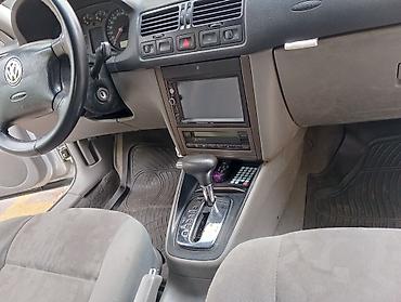 bora: Volkswagen Bora: 1.6 l | 1999 il Sedan — 6