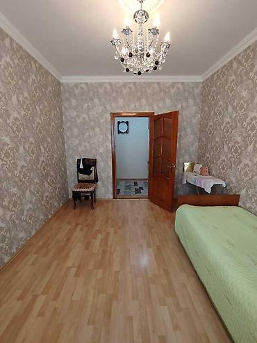 Bakı, Yeni Yasamal, 4 otaqlı, Köhnə tikili, m. İnşaatçılar, 104 kv. m
