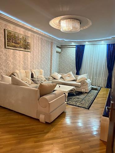 Mənzillər: Yasamal, 3 otaqlı, Yeni tikili, m. İnşaatçılar, 140 kv. m — 5
