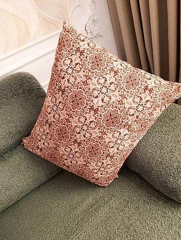 dekor sar: Dekorativ kvadrat yastıq üzləri və içliklə - Ölçü: təxminən 50×50 sm — 4