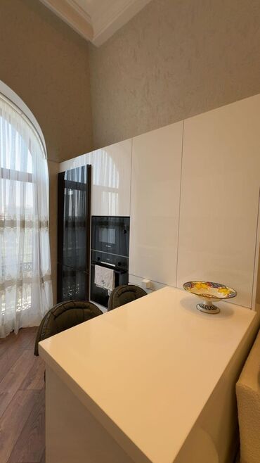 аренда квартир в баку за 200 манат: Bura.kiraya.veril.sumqaylt.3.otaq.tam.Asiyll.Evdi.Qiymti.280.Azen