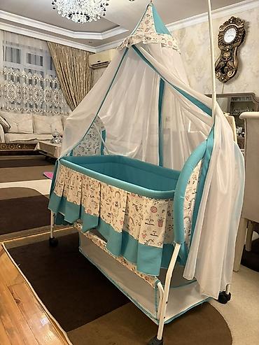 kohne mebel: Oğlan və qız üçün, İşlənmiş, Dördbucaq, Beşik, Dəst ilə, Matras ilə, Yellənmə mexanizmi ilə — 4