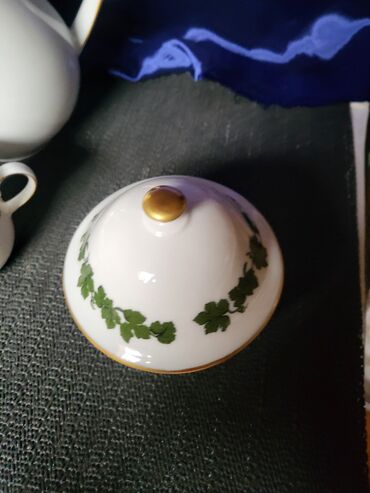 Ostali antikviteti: Servis za kafu 1977g+ Graf von Henneberg Nemacka. Servis je perfektan na lalafo.rs — 9 Ostali antikviteti: Servis za kafu 1977g+ Graf von Henneberg Nemacka. Servis je perfektan — 9