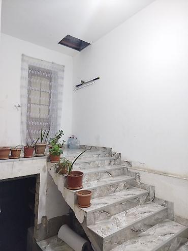 Həyət evləri və villaların satışı: 4 otaqlı, 156 kv. m, Orta təmir — 11