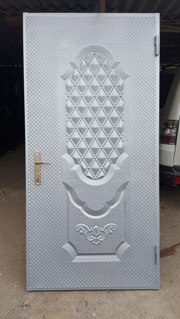 Giriş qapıları: Yeni Giriş qapısı Ödənişli çatdırılma — 21