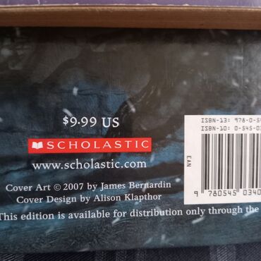 İngilis dili: İngilis dilində nağıllar və əfsanələr kitabları - Sayı 9 ədəddir. - — 16