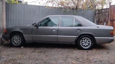 сиденья на мерс 124: Mercedes-Benz W124: 1991 г., 2.3 л, Механика, Бензин, Седан
