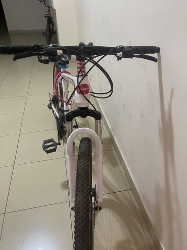 velosıped satısı: 1 il tecili satilir gel getur