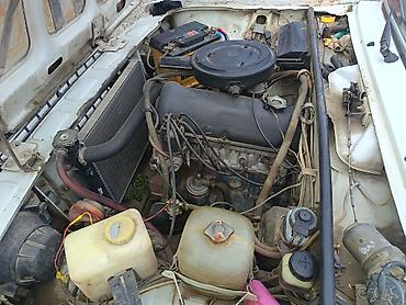 acar pult: VAZ 2107, ağ gövdə, arxa ötürücü sedan. Texniki xüsusiyyətlər: - — 3