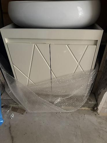 раковина для ванной: Vanna otağı üçün lavabo və alt dolab dəsti
TƏZƏ
çanaqişlənməyib — 3