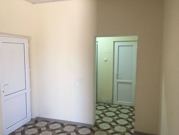 Kommersiya daşınmaz əmlakının satışı: Bakı Sumqayıt yolunda 36 sot ərazisi olan (24 sotu tam özəl) 3 ədəd — 11