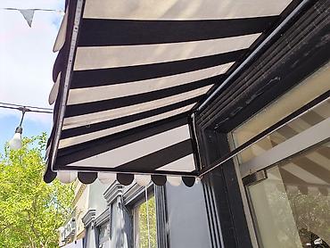markiza: Qara-ağ zolaqlı fasad tenti (markiza) Tent satilir keyfiyetine soz ola — 3