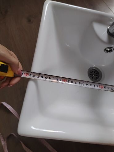 WC šolje i lavaboi: Lavabo sa cesmom izgreban unutra (uslikano — 8