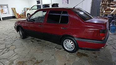 Volkswagen: Volkswagen Vento: 1997 г., 1.8 л, Механика, Бензин, Седан — 2