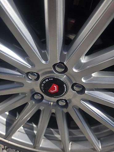 215 60 17: İşlənmiş Disk təkər Vossen 215 / 45 / R 17, 5 Boltlu — 1