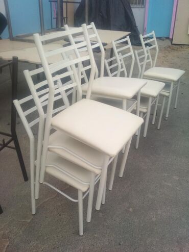 Кухонные столы и стулья: Кухонный стол и стул — 8