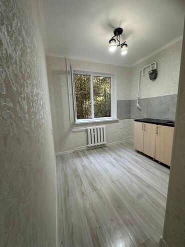Продажа квартир: 1 комната, 38 м², 104 серия, 1 этаж, Евроремонт