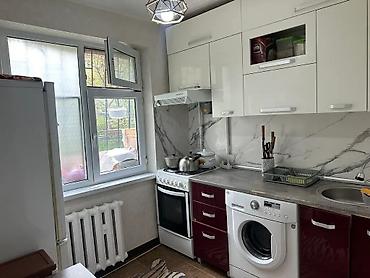 Продажа квартир: 3 комнаты, 58 м², 11 мкр 104 серия, 2 этаж, Косметический ремонт — 3