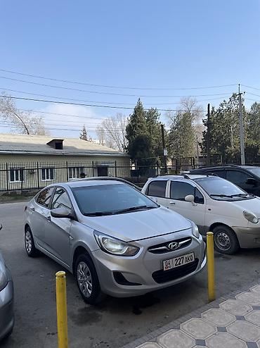 Hyundai: Hyundai Solaris: 2013 г., 1.6 л, Автомат, Бензин, Седан — 2