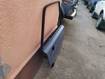 Auto delovi: Vrata zadnja desna Lada 2107 Riva,2105 u plavoj boji ZD1. Vrata su — 6