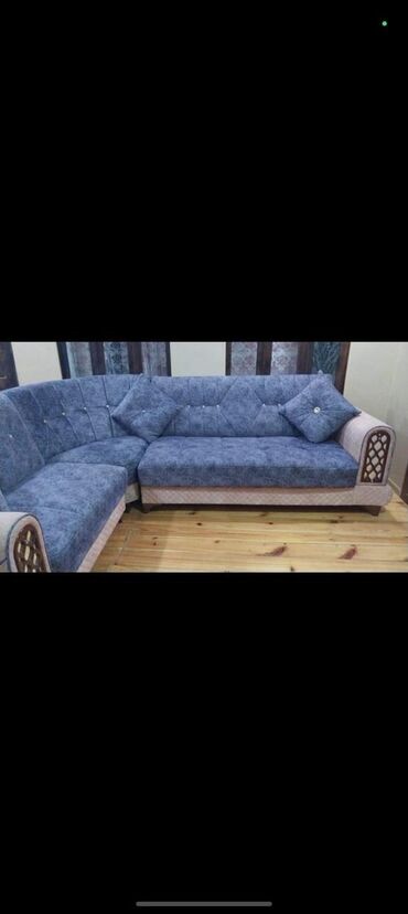 Qonaq otağı dəstləri: Klassik üslubda qonaq otağı dəsti Komplektin tərkibi: - İki qapılı — 10