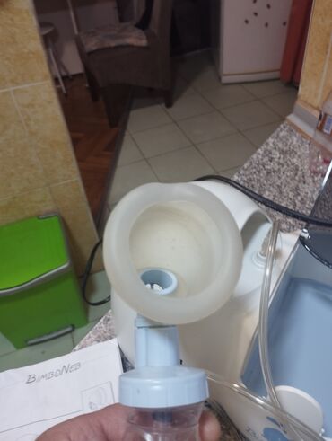 Inhalatori, nebulizatori: Inhalator. Bimboneb kompletan ispravan dobar. Sa novom maskom i — 8