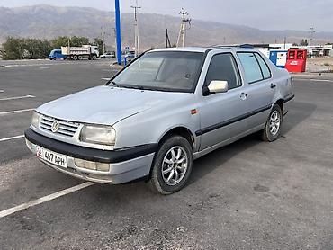 Volkswagen: Volkswagen Vento: 1994 г., 1.8 л, Механика, Бензин, Седан — 3