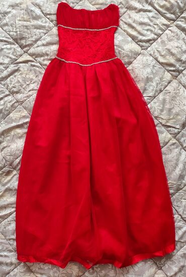 красное платье: Бальное платье, Длинная модель, цвет - Красный, M (EU 38), В наличии