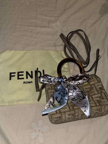 женские полосатые шарфы: Сумка Fendi Люкс качество под оригинал В комплекте длинный ремешок