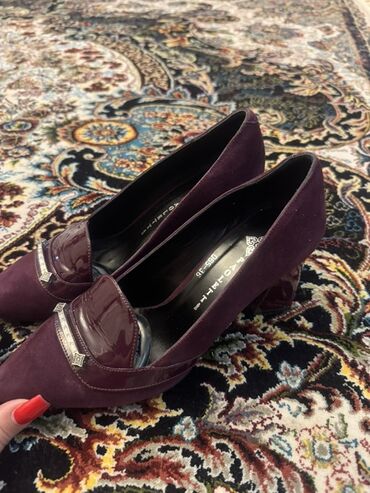 Tuflilər: Qadın ayaqqabıları – zərif və dəbli modellər toplusu 1) Qara klassik — 3