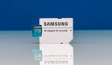 foto video: Samsung EVO Select microSDXC 1TB + SD adapter - Yaddaş tutumu: 1 TB - — 2