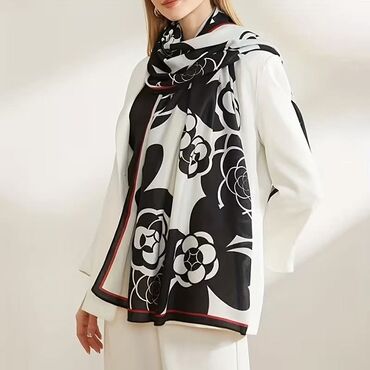 Šalovi: Ženski šal

Cena 1600din
Poručuje se,isporuka za nekoliko dana — 9