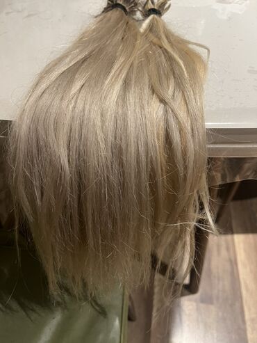 Təbii saçlar, pariklər: Qaynaq saçlar, Təbii — 2