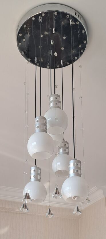 islənmis lyust: Çılçıraq, 6 lampa, Metal