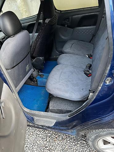 колотка: Toyota Yaris Verso: 2000 г., 1.3 л, Механика, Бензин, Минивэн — 5