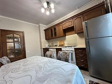 Долгосрочная аренда квартир: 3 комнаты — 2