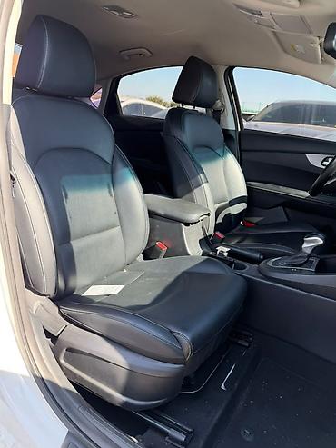 Kia: Kia K3: 2020 г., Седан — 13