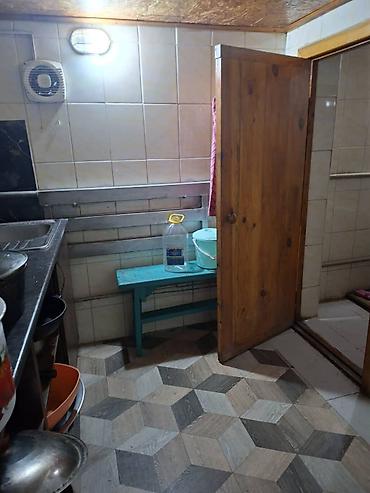 Продажа коттеджей и домов: Продаётся дом из 4х комнат в г. Кара-Балта, кирпичный 2016 года — 6