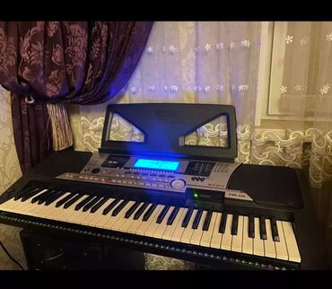 6d mark 2: YAMAHA PSR 500 . Yalnız ev şəraitində istifadə olunub. Dinamikləri