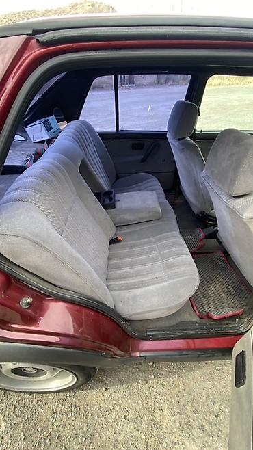 Volkswagen: Volkswagen Jetta: 1991 г., 1.8 л, Автомат, Бензин, Седан — 7