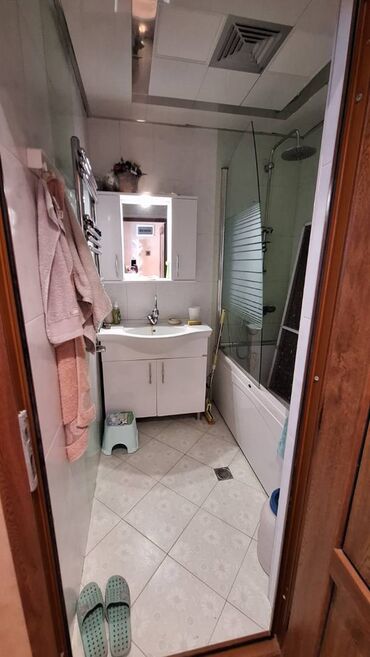 Köhnə tikili: Bakı, 2 otaqlı, Köhnə tikili, m. Həzi Aslanov, 70 kv. m — 15