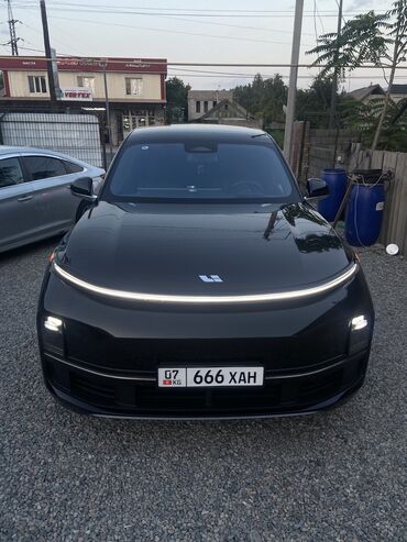 купить бу шины в бишкеке: BMW 5 series: 2025 г., 3 л, Автомат, Бензин, Седан