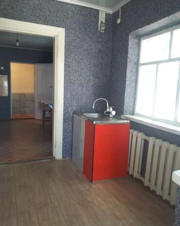 Долгосрочная аренда квартир: 80 м², 5 комнат