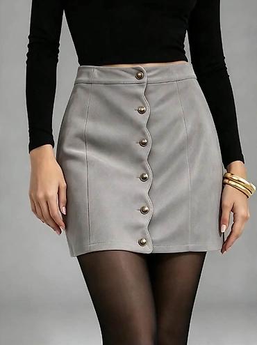 10. Suknjica velur 2.100 dinara H