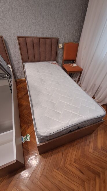 yataq otaqı: Б/у, Односпальная кровать, С подъемным механизмом, С матрасом, Без выдвижных ящиков, Азербайджан