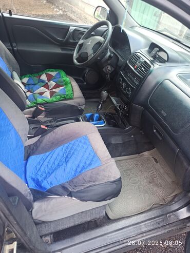 Mitsubishi: Mitsubishi Space Star: 2003 г., 1.6 л, Механика, Бензиновая, Универсал — 14